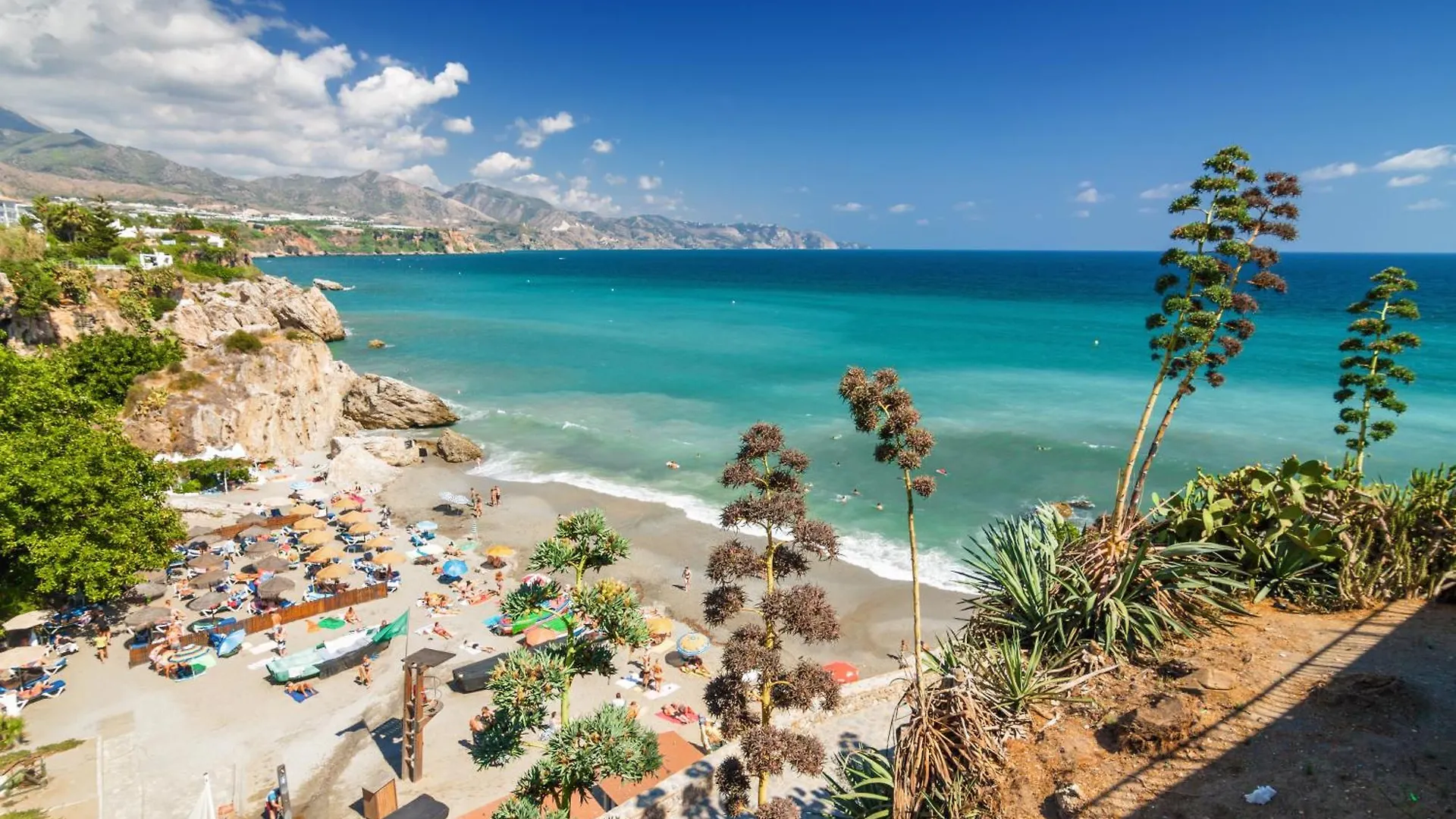 Estudio Bahia En El Centro De Nerja - South Costa Spain